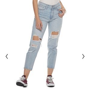 Juniors’ SO Distressed Mom Jeans